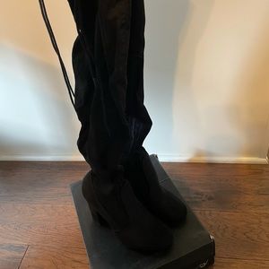 FASHION NOVA THIGH HIGH HEELED BOOTS